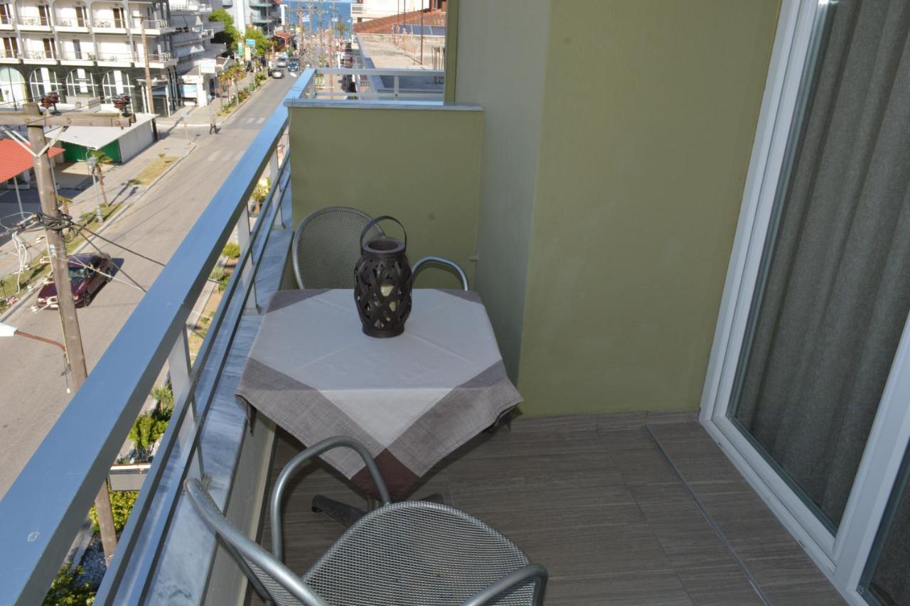 Villa Georgio Paralia Esterno foto