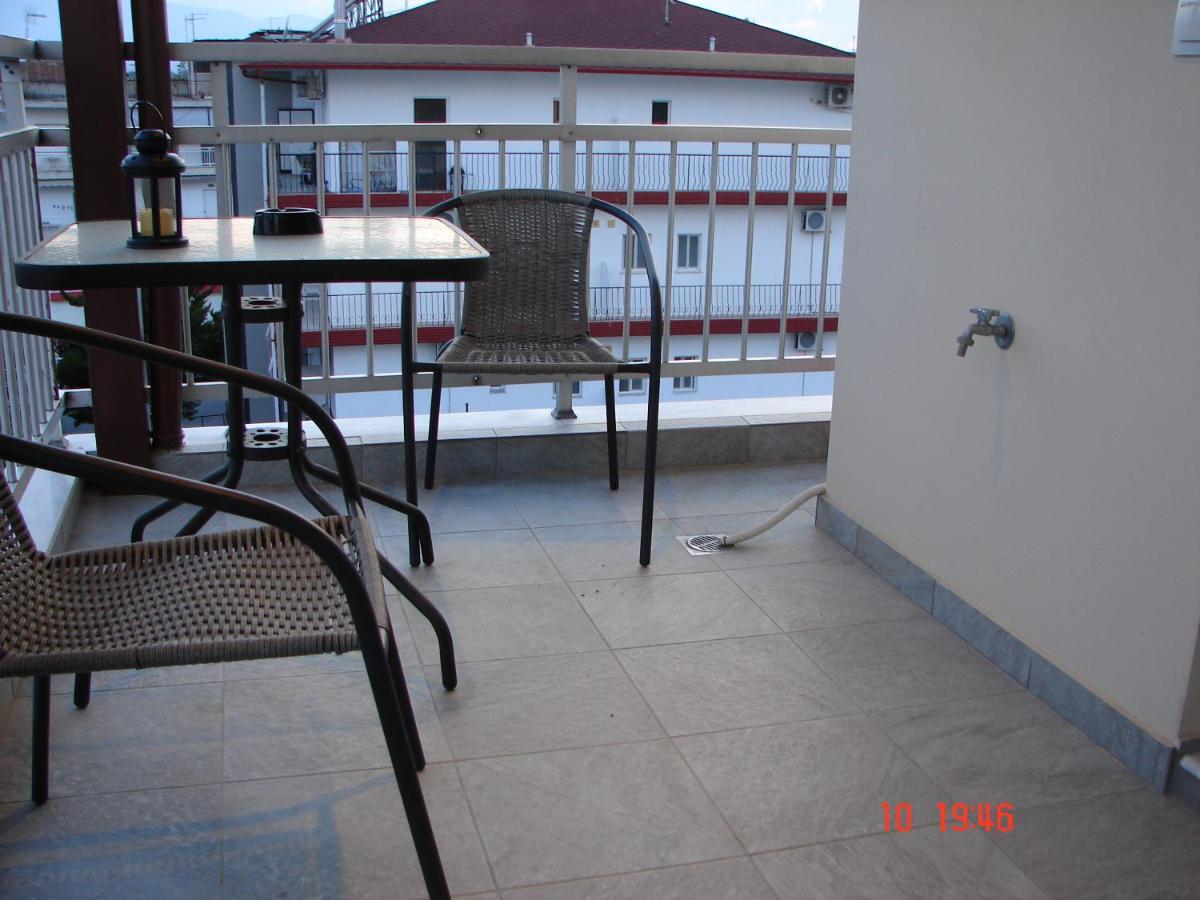 Villa Georgio Paralia Esterno foto